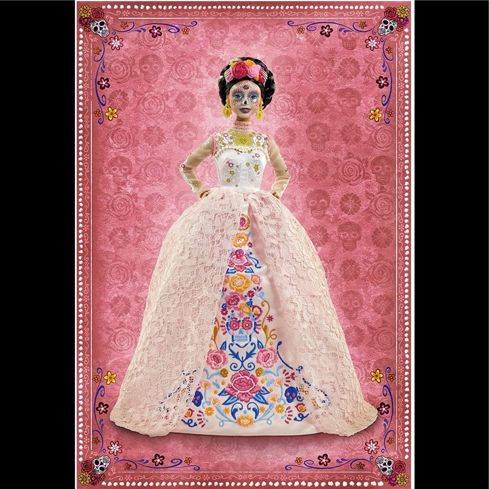 Barbie Dia De Muertos Doll - Halloween 2020 - Picture 3 of 5
